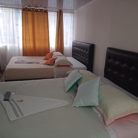 Hotel Bogota Airport Dorado Екстер'єр фото