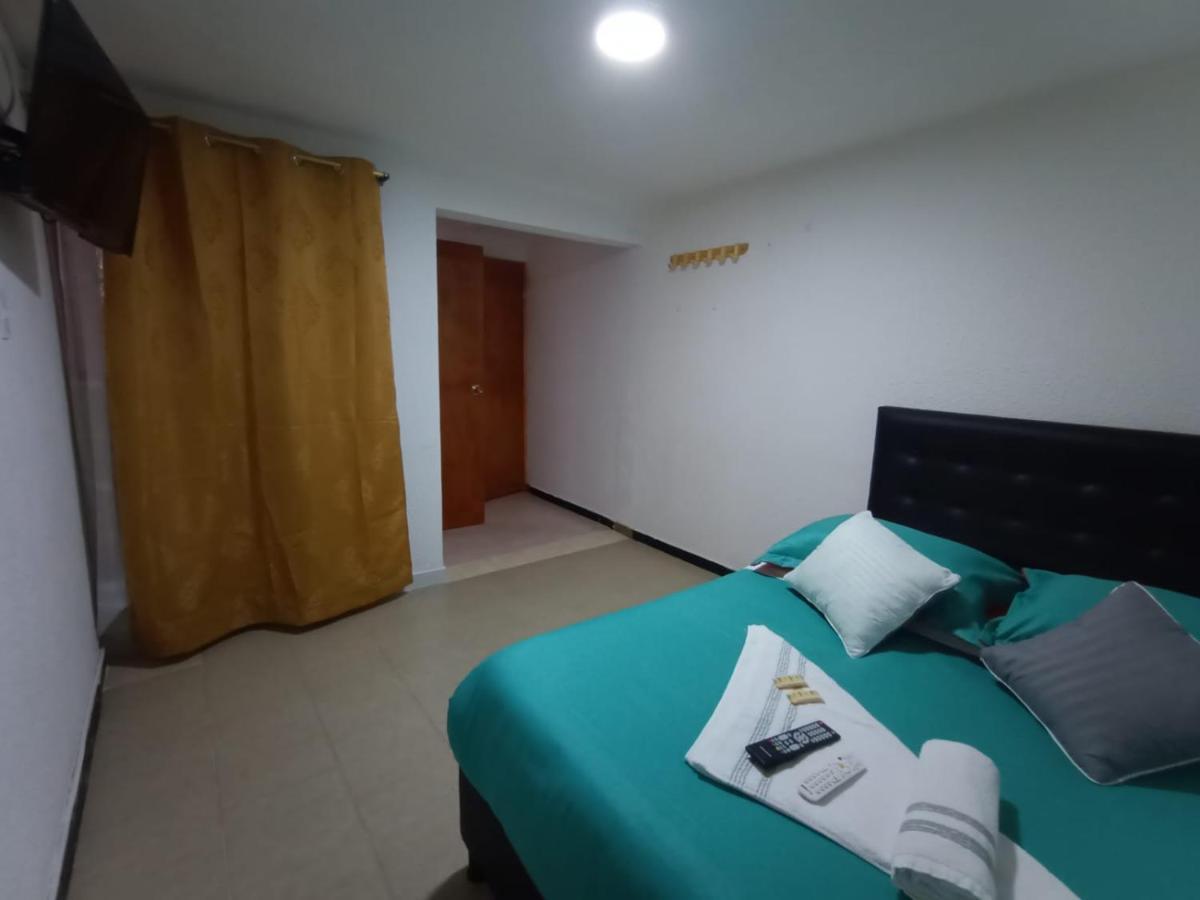 Hotel Bogota Airport Dorado Екстер'єр фото
